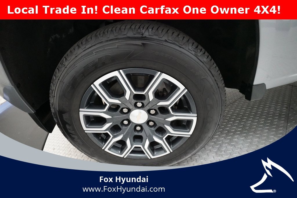 Used 2023 Chevrolet Colorado LT w/ LT Convenience Package II image 26