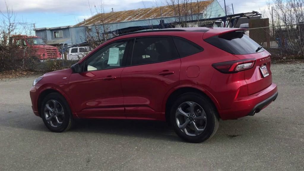 Used 2024 Ford Escape ST-Line w/ Tech Pack #1 image 6