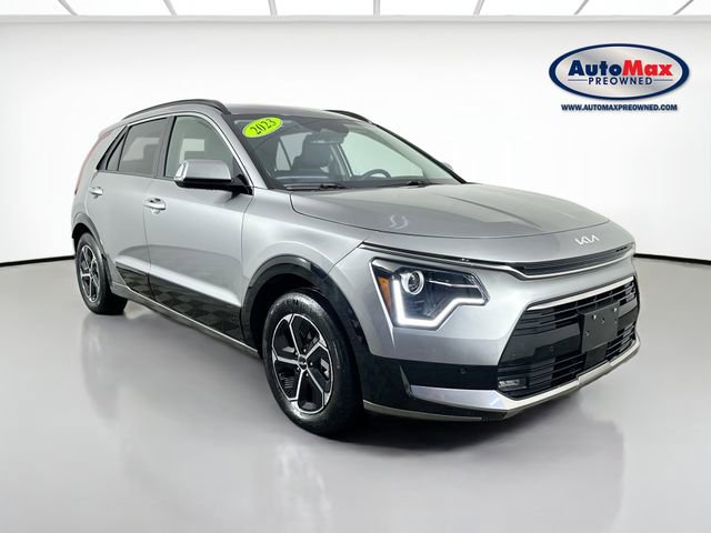 Used 2023 Kia Niro SX image 1