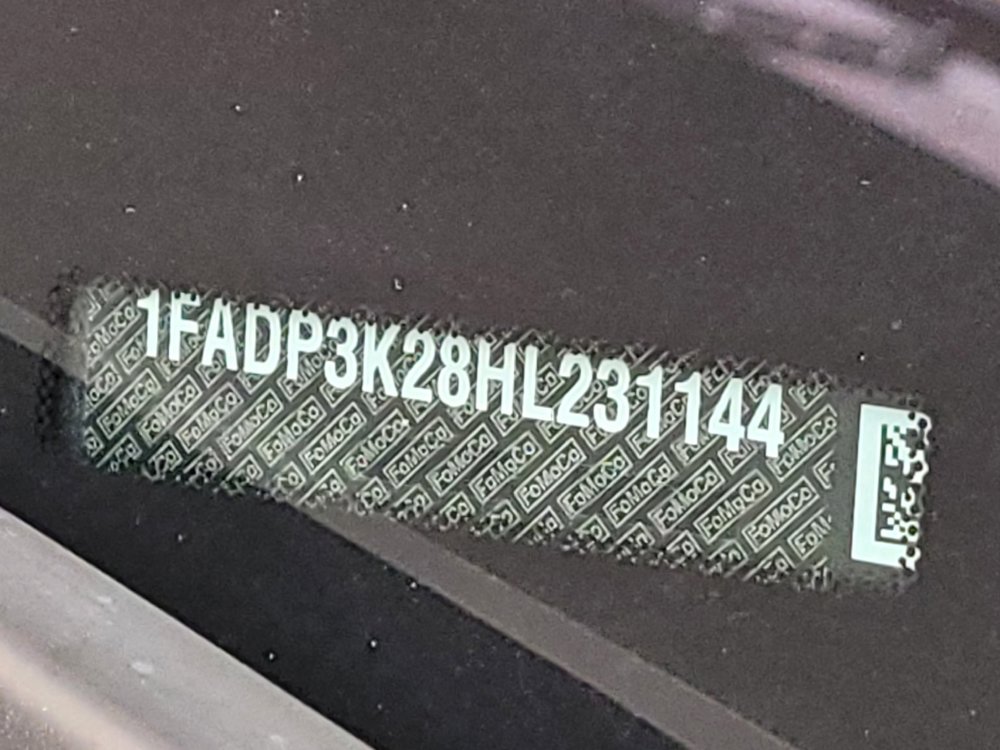 Used 2017 Ford Focus SE image 33