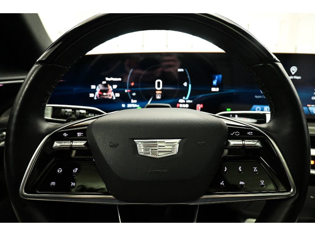 Used 2024 Cadillac Lyriq Luxury RWD image 38