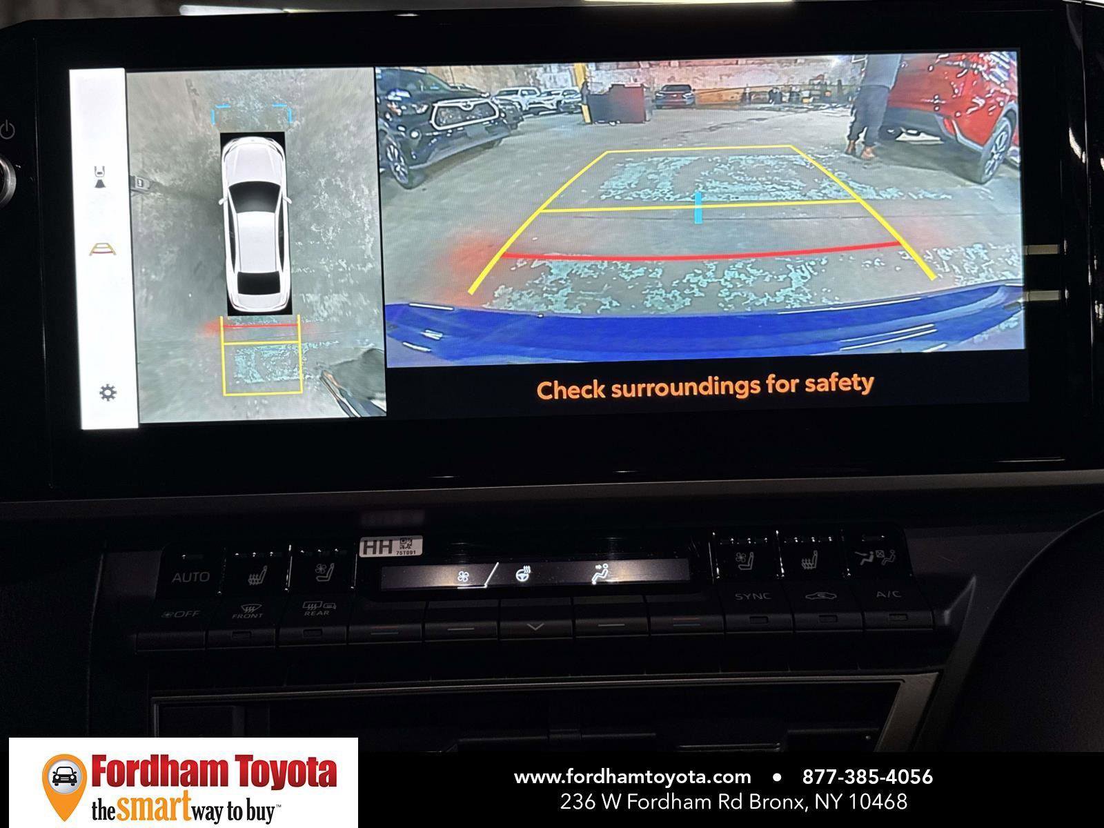 Used 2025 Toyota Camry XSE image 29