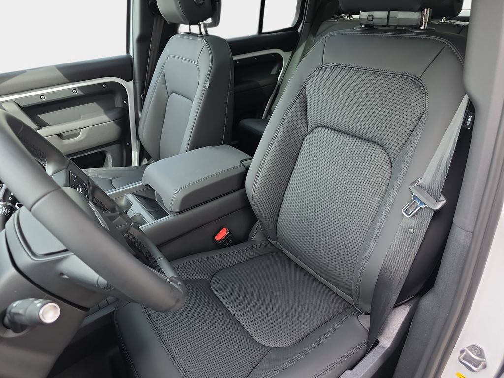 New 2026 Land Rover Defender 110 S AWD/4WD image 14