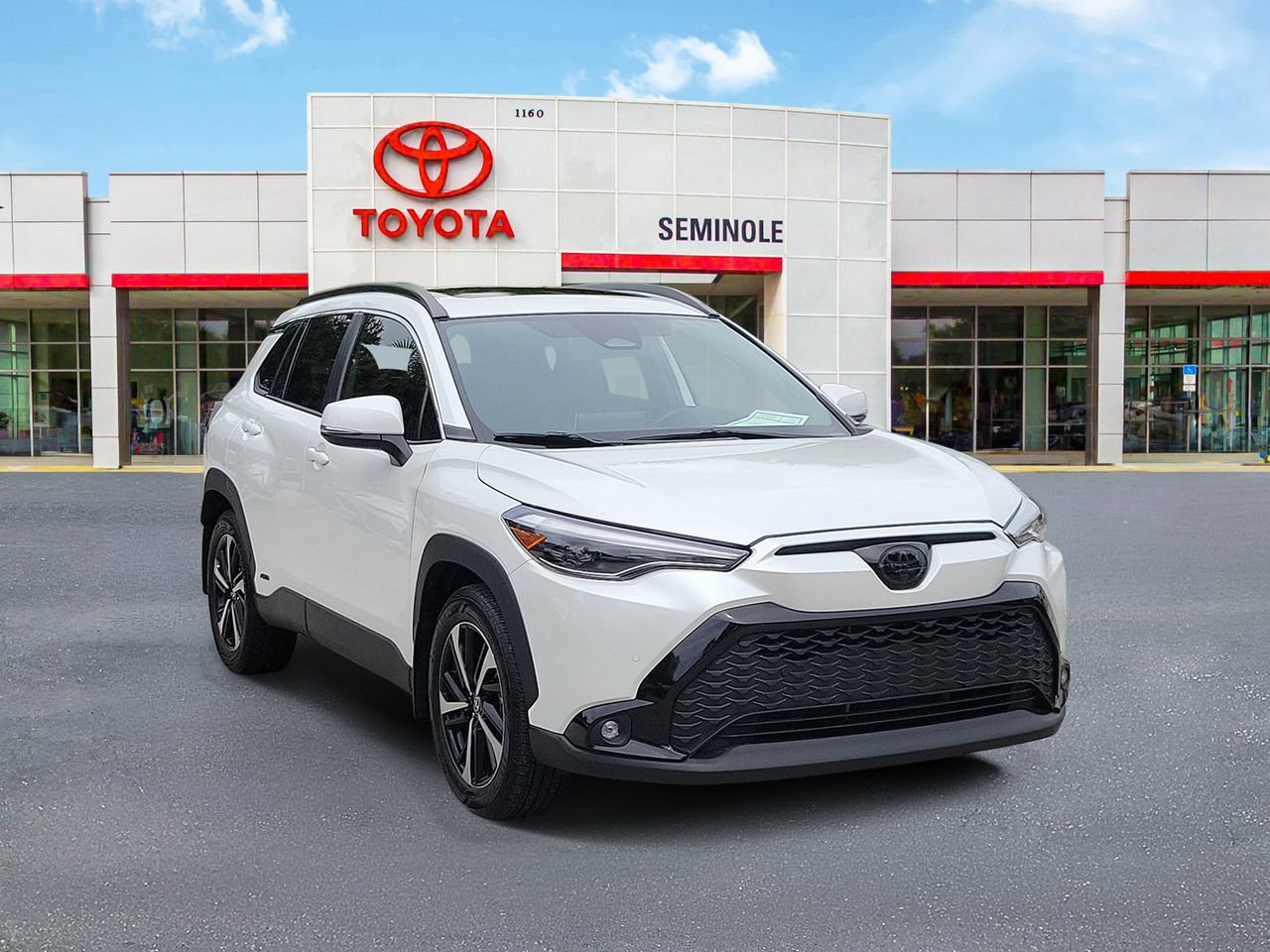 Used 2024 Toyota Corolla Cross AWD Hybrid w/ Convenience Package image 2