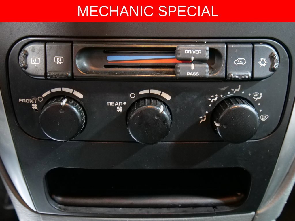 Used 2007 Dodge Caravan SXT w/ Popular Equipment Group I FWD image 7