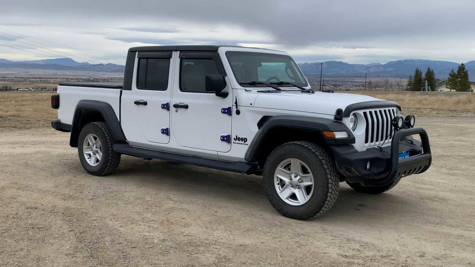 Certified 2020 Jeep Gladiator Sport w/ Quick Order Package 24S image 2