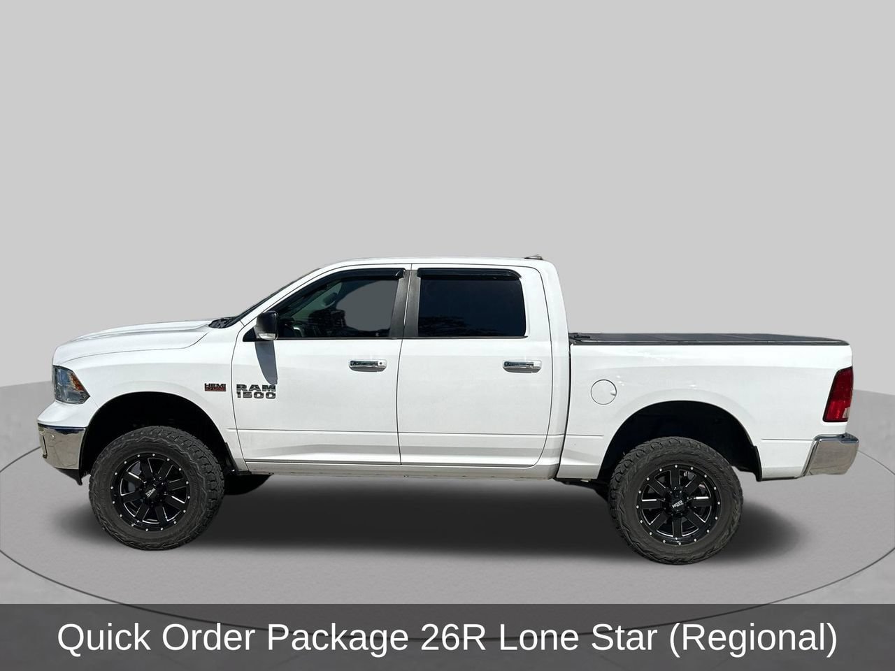 Used 2017 RAM 1500 Lone Star AWD/4WD image 2