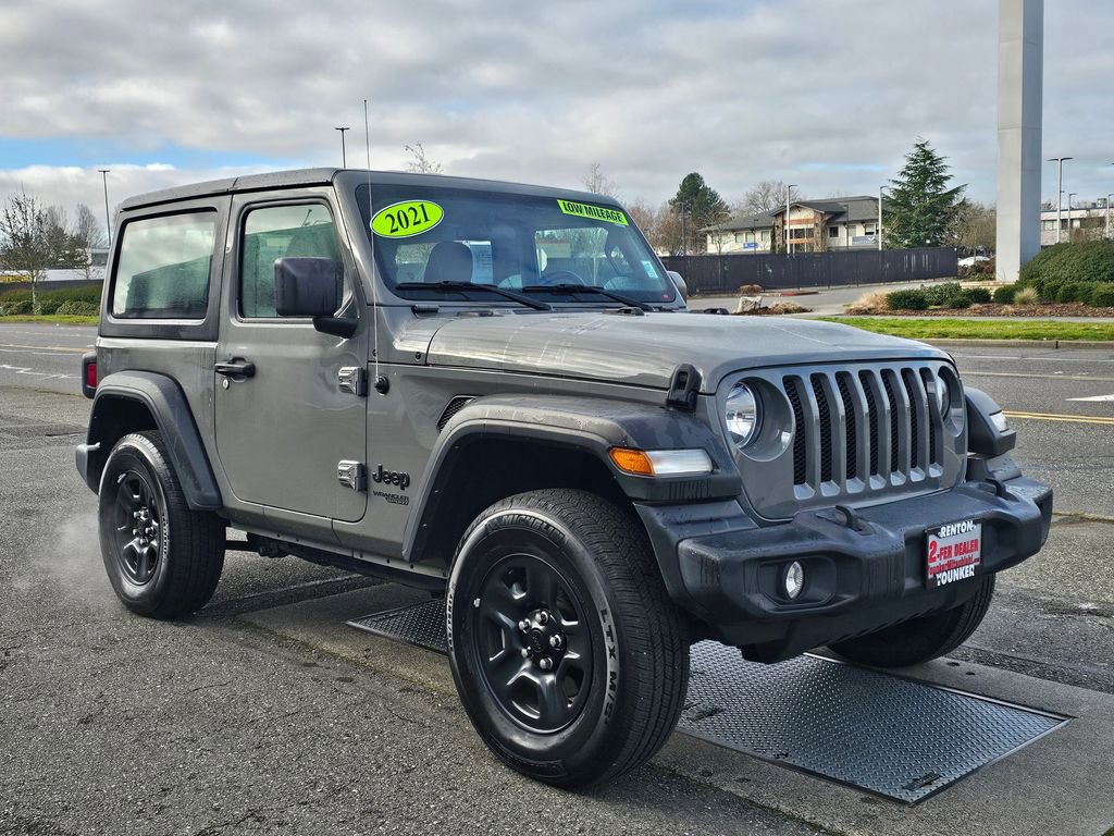 Used 2021 Jeep Wrangler Sport AWD/4WD image 3