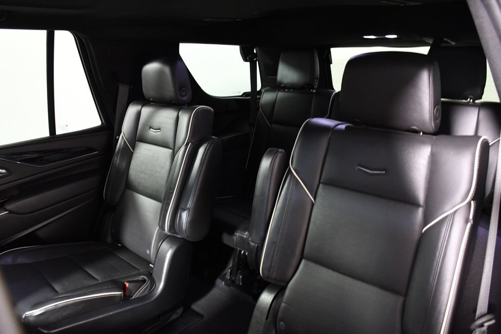 Used 2021 Cadillac Escalade Sport w/ Driver Assist Tech Package AWD/4WD image 28