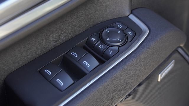 Used 2025 Chevrolet Silverado 3500 LTZ w/ LTZ Texas Edition image 21