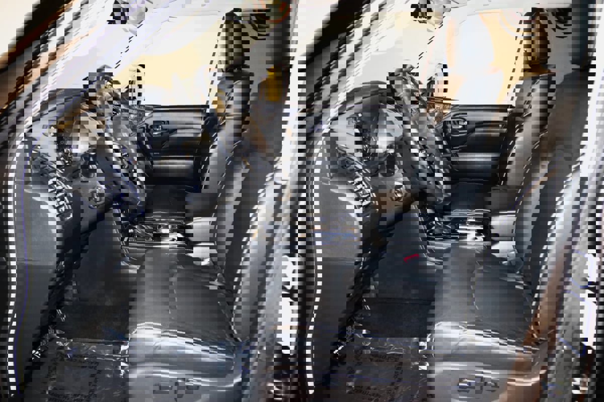 Used 2024 INFINITI QX80 Luxe image 36