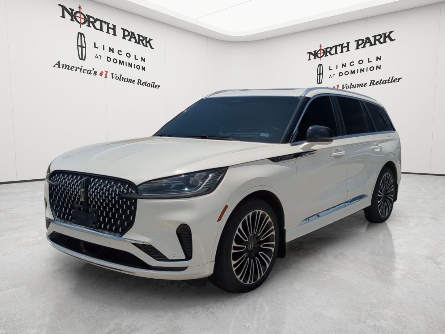 Used 2025 Lincoln Aviator Black Label