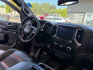 Used 2022 GMC Sierra 3500 AT4 w/ AT4 Preferred Package AWD/4WD image 19