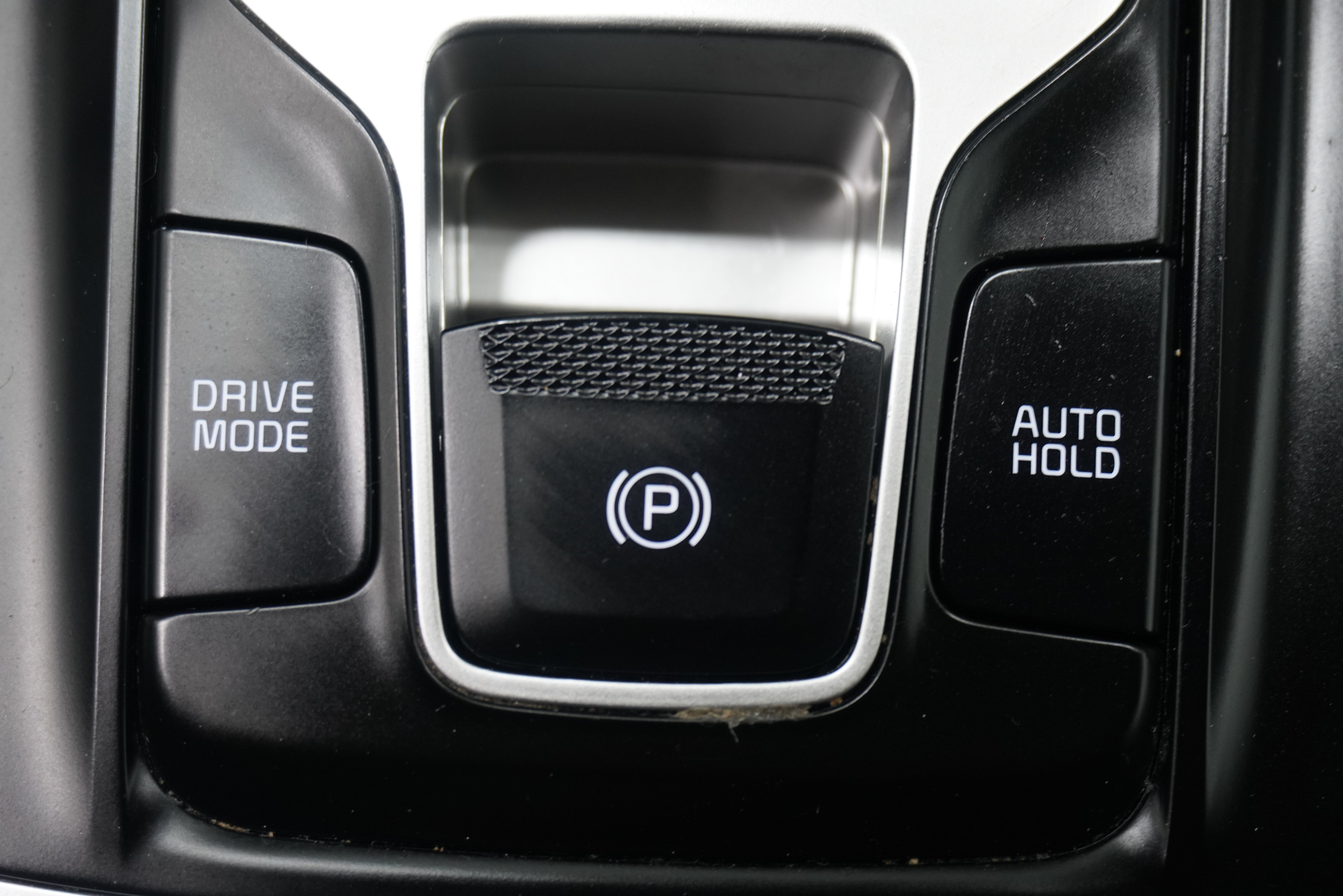 Used 2022 Kia Carnival LX FWD image 22