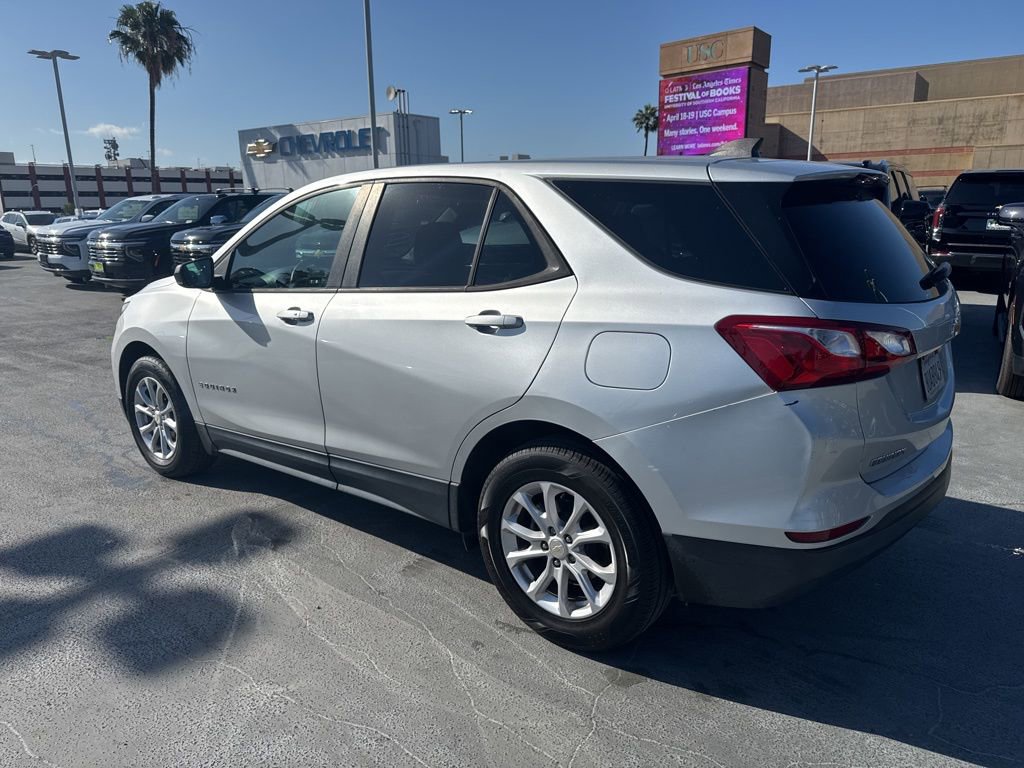 Used 2020 Chevrolet Equinox LS w/ LS Convenience Package FWD image 6