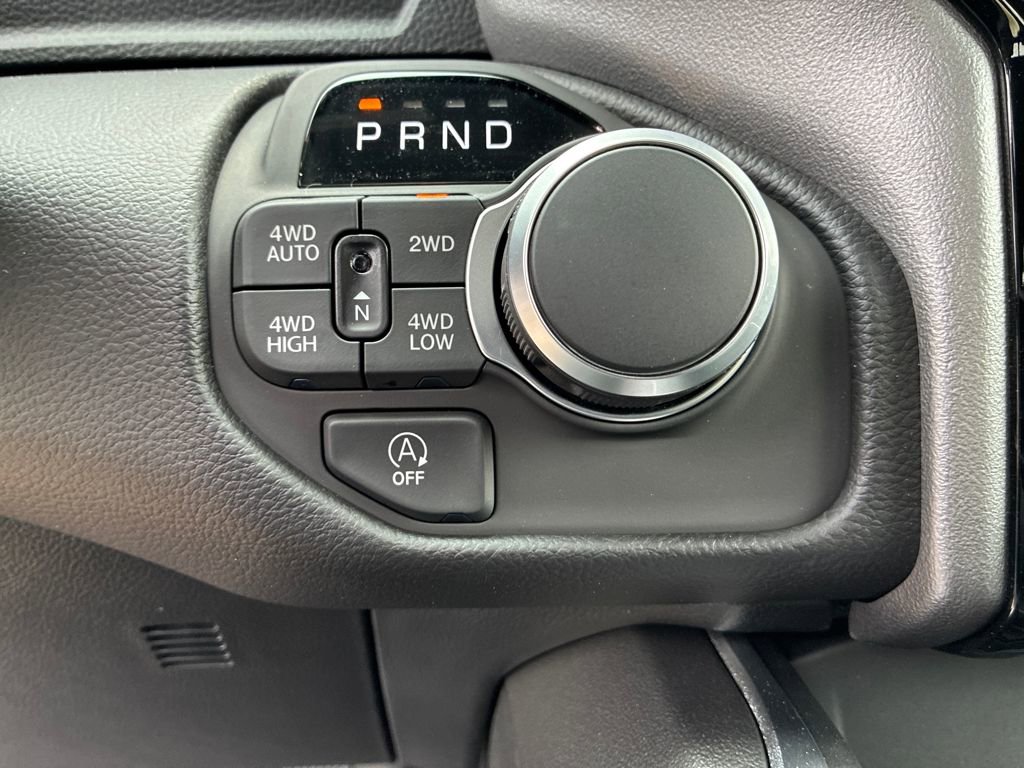 New 2026 RAM 1500 Big Horn AWD/4WD image 24