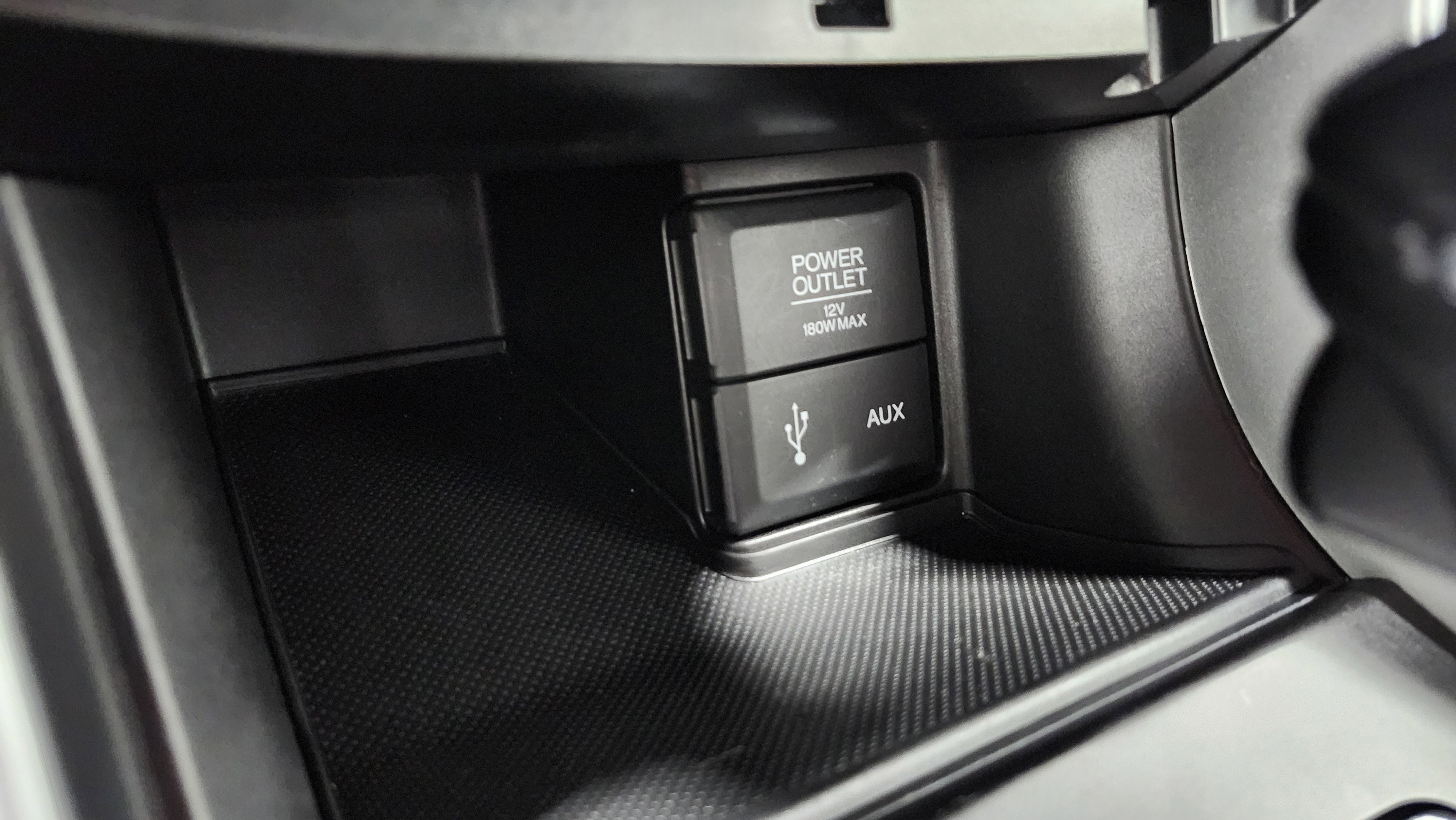 Used 2015 Honda Accord EX-L image 9