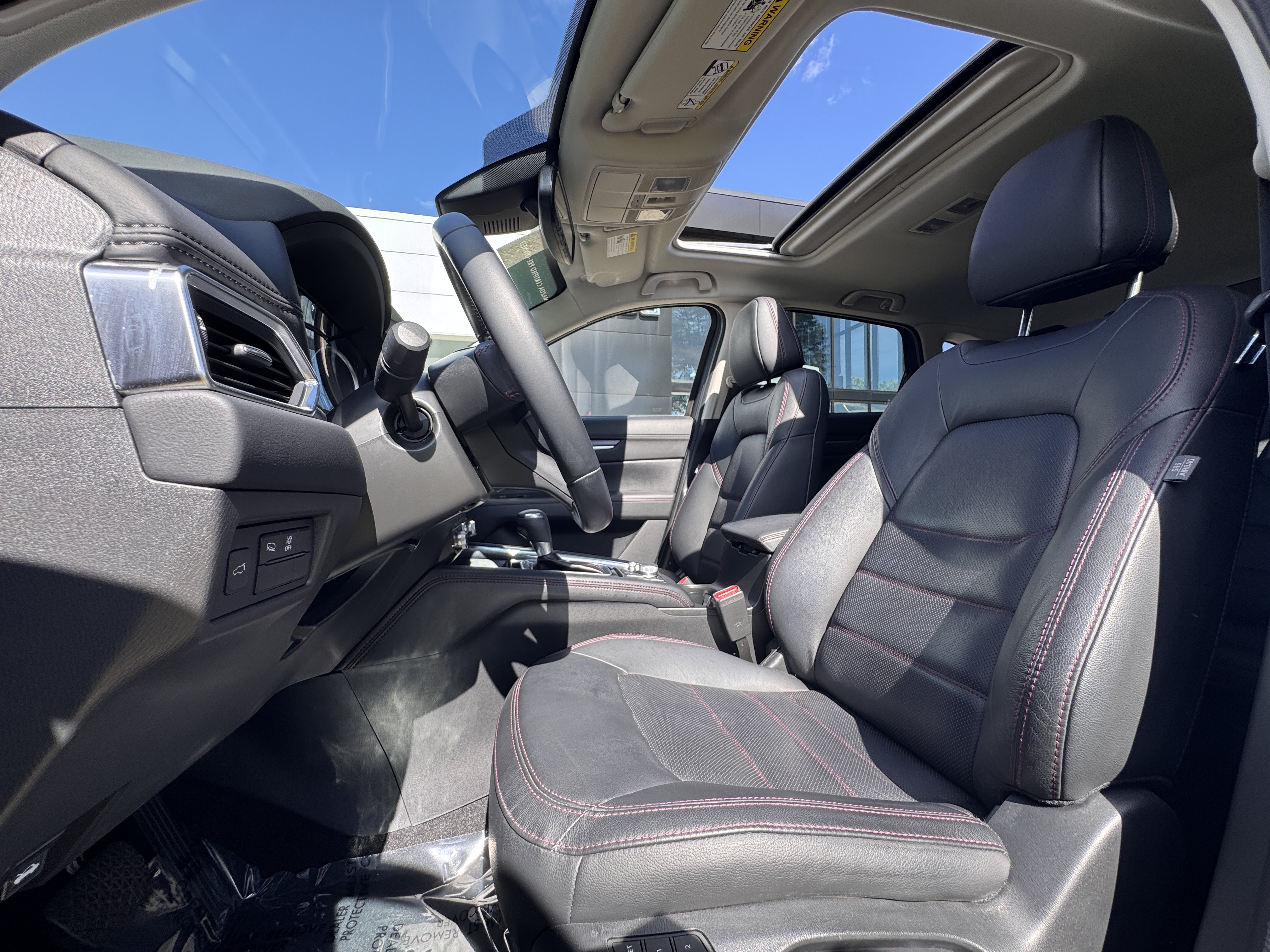 Certified 2023 MAZDA CX-5 Carbon Edition AWD/4WD image 3