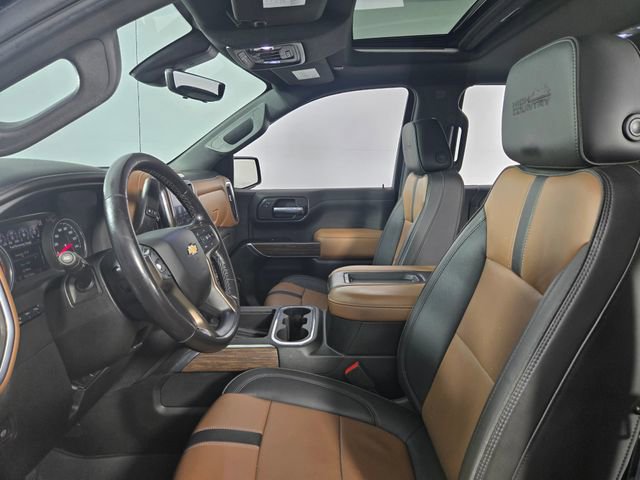 Used 2021 Chevrolet Silverado 1500 High Country w/ Technology Package AWD/4WD image 14