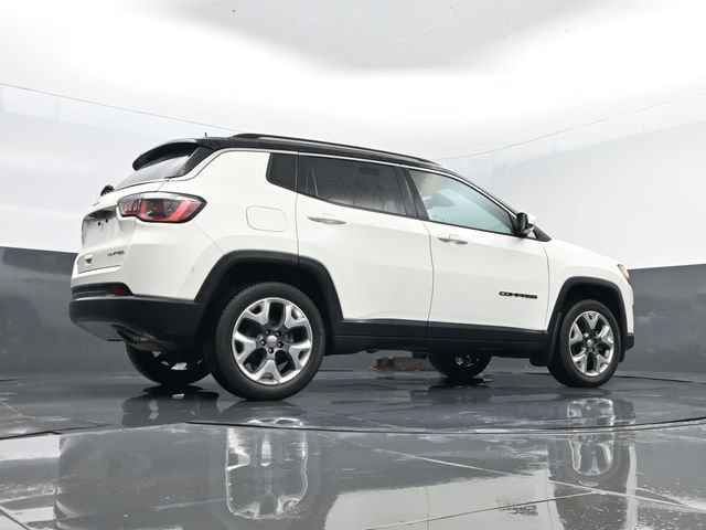Used 2020 Jeep Compass Limited AWD/4WD image 24