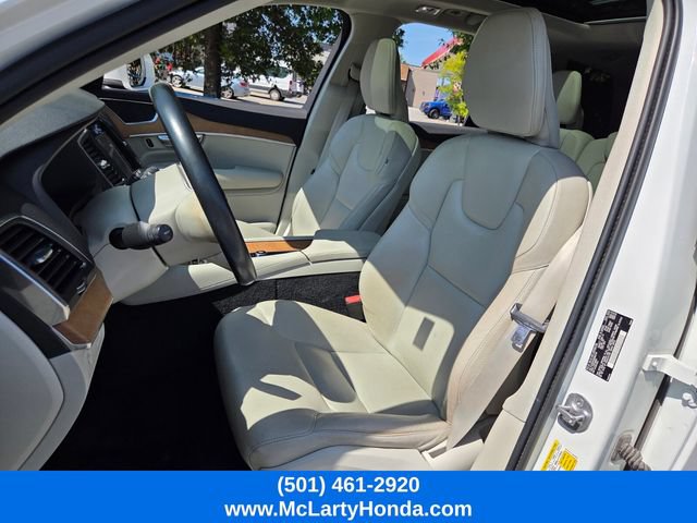 Used 2022 Volvo XC90 T5 Momentum FWD image 7