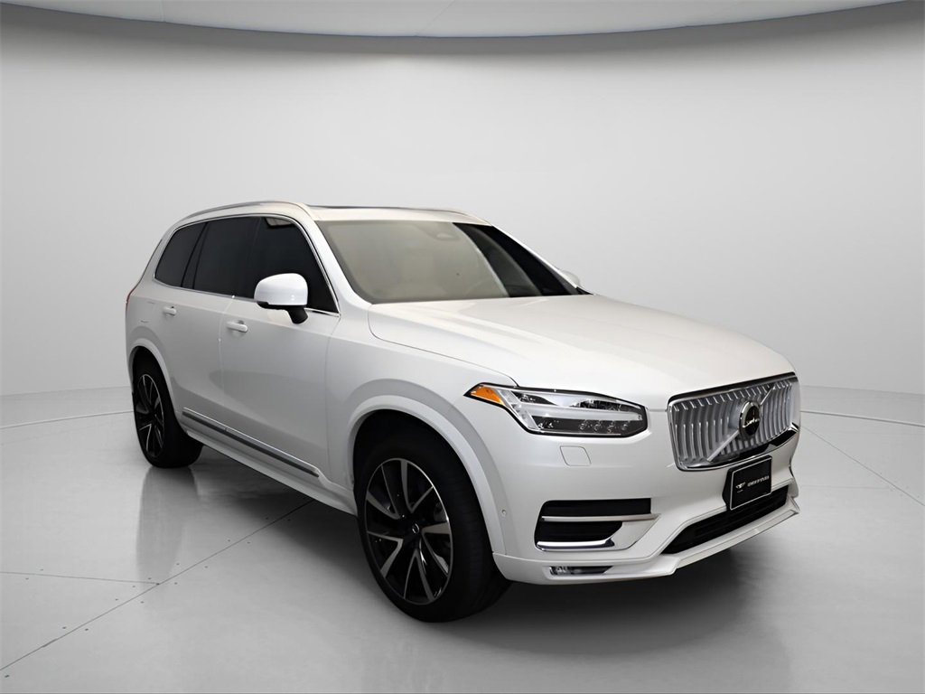 Used 2024 Volvo XC90 B6 Ultimate w/ Lounge Package