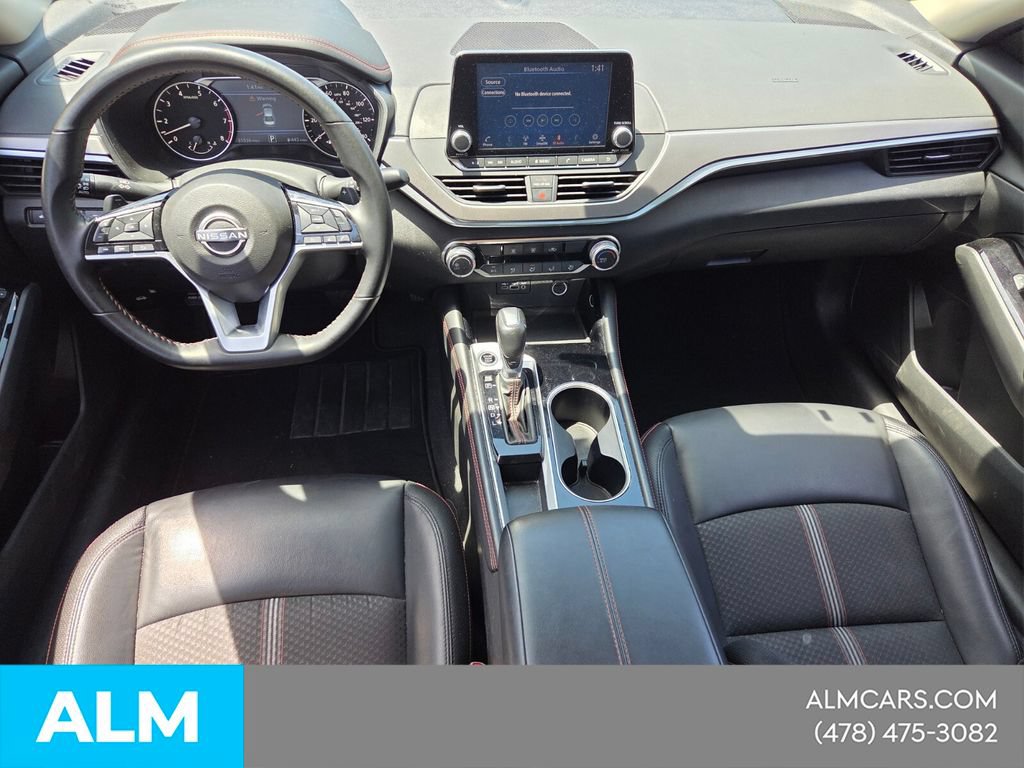 Used 2025 Nissan Altima 2.5 SR FWD image 10