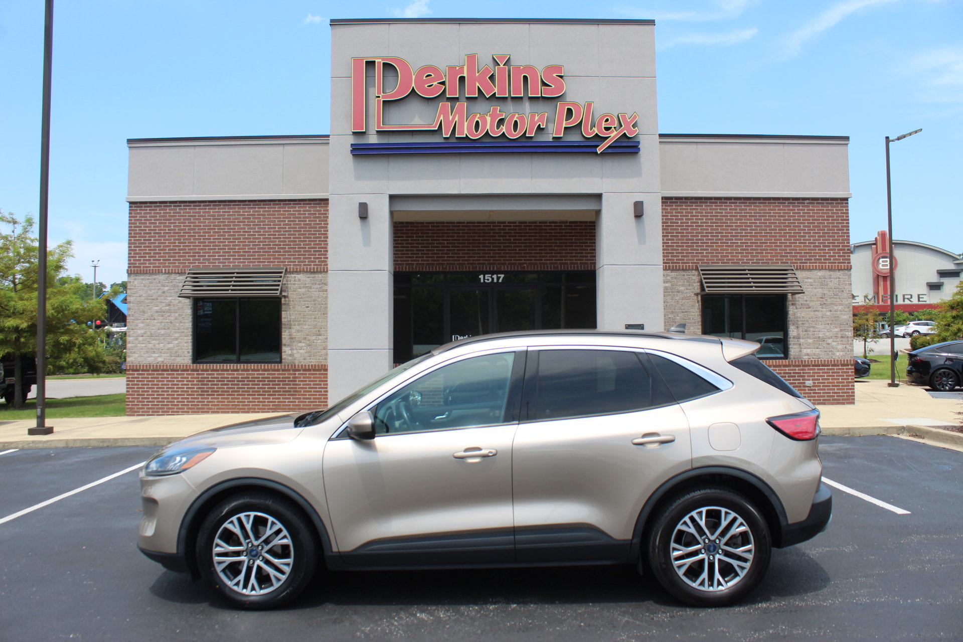 Used 2021 Ford Escape SEL FWD image 9