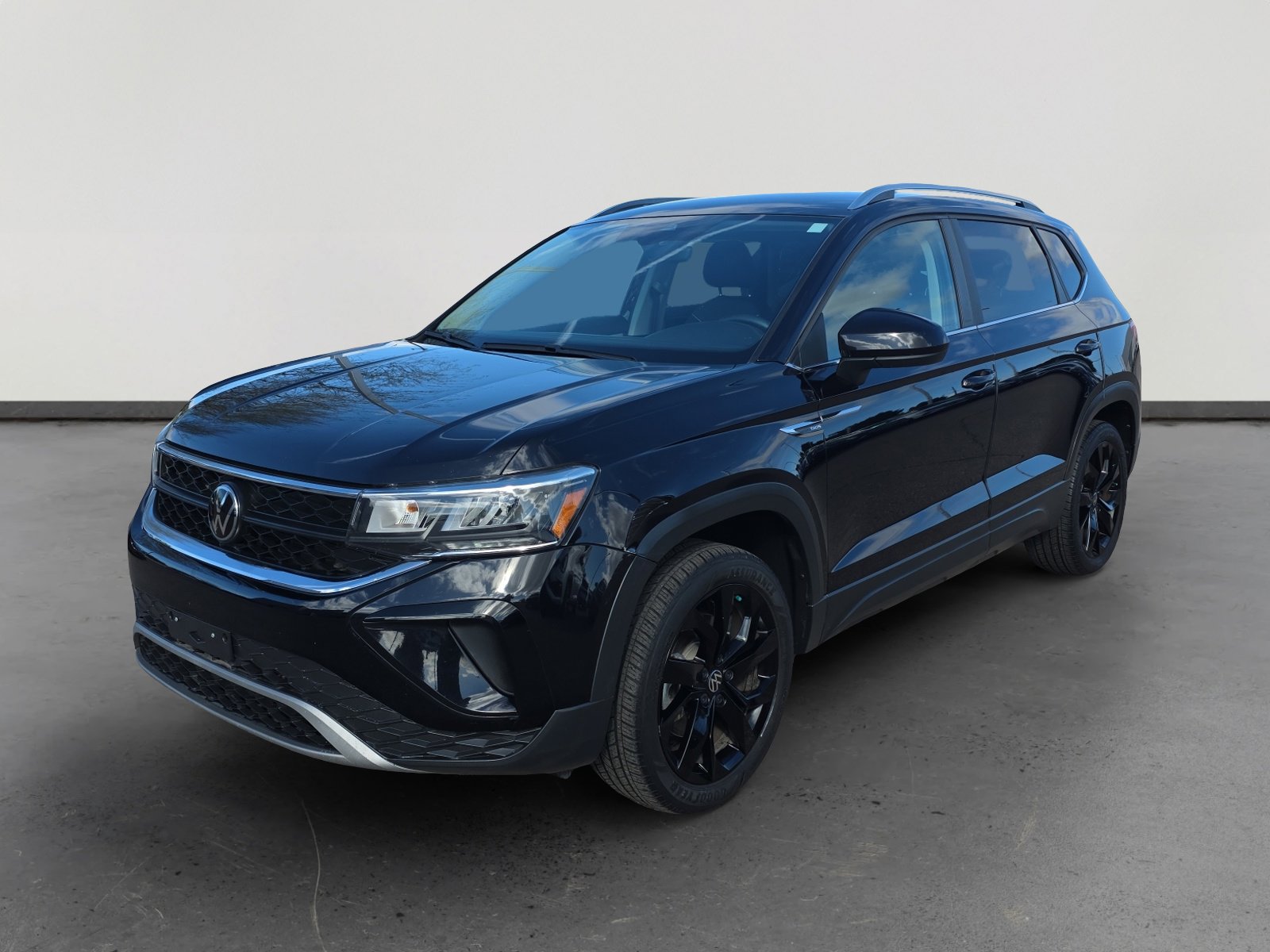 Certified 2023 Volkswagen Taos SE w/ Black Wheel Package image 1