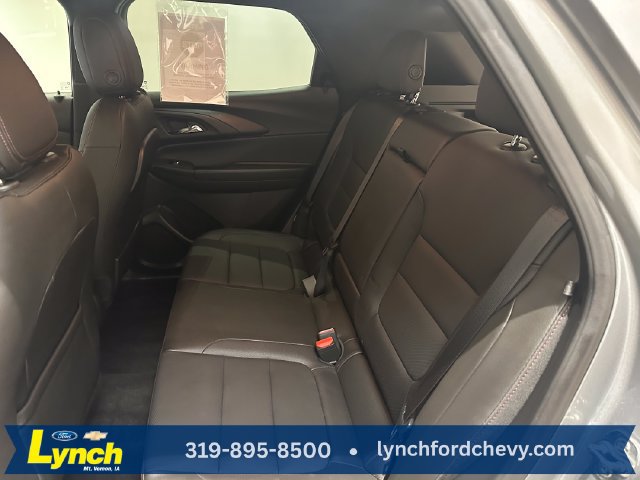 Used 2025 Chevrolet TrailBlazer RS w/ Convenience Package AWD/4WD image 19