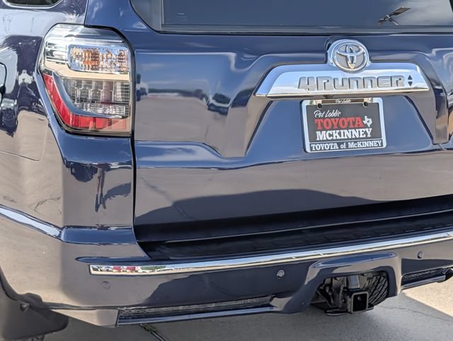 Used 2022 Toyota 4Runner Limited AWD/4WD image 8