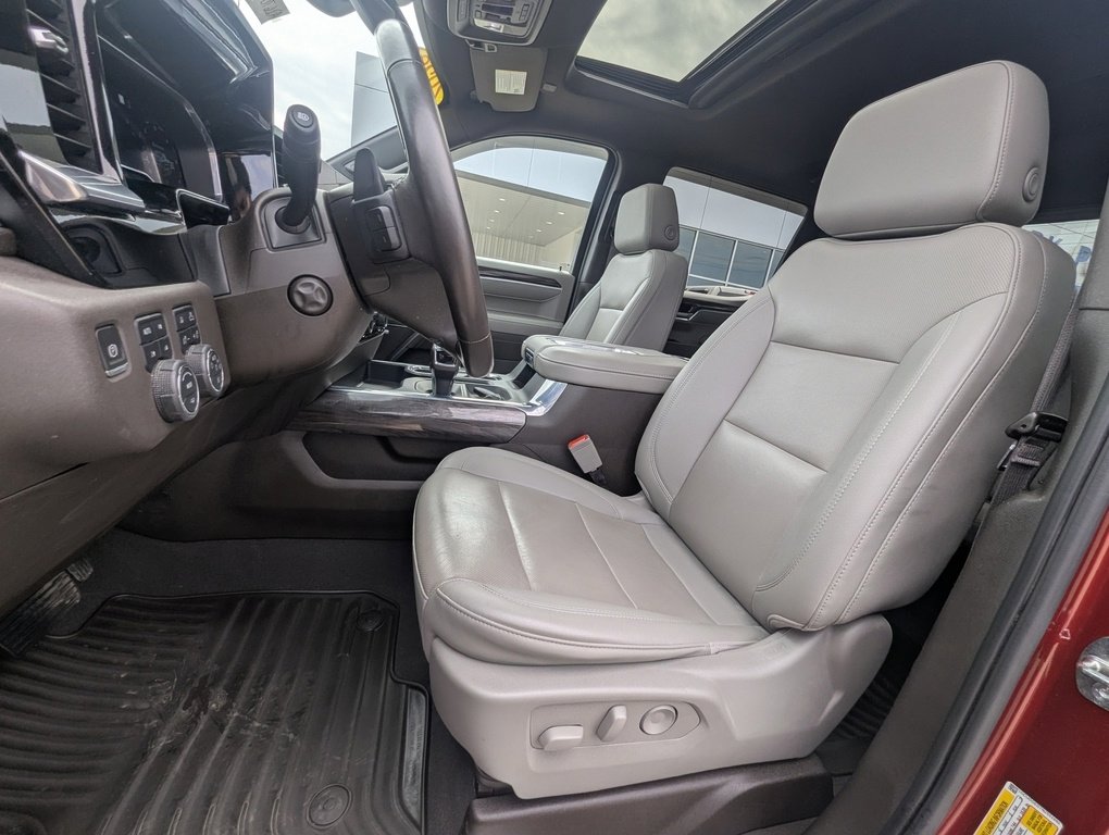 Used 2022 Chevrolet Silverado 1500 LTZ w/ LTZ Premium Package image 22