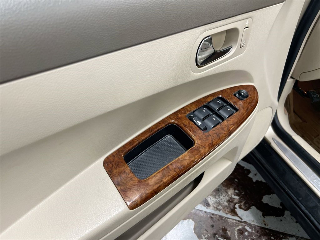 Used 2005 Buick LaCrosse CX image 19