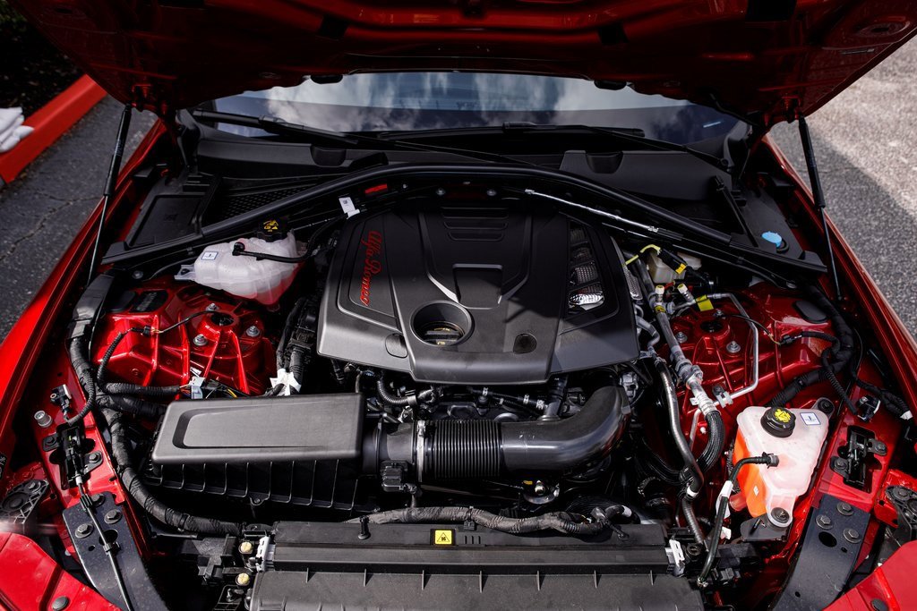 New 2025 Alfa Romeo Giulia AWD w/ Driving Assist Package image 37