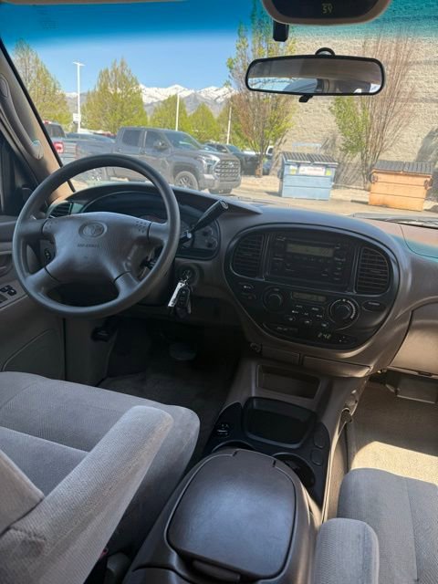 Used 2002 Toyota Sequoia SR5 RWD image 25