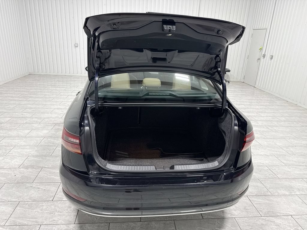 Used 2019 Volkswagen Jetta SEL FWD image 27