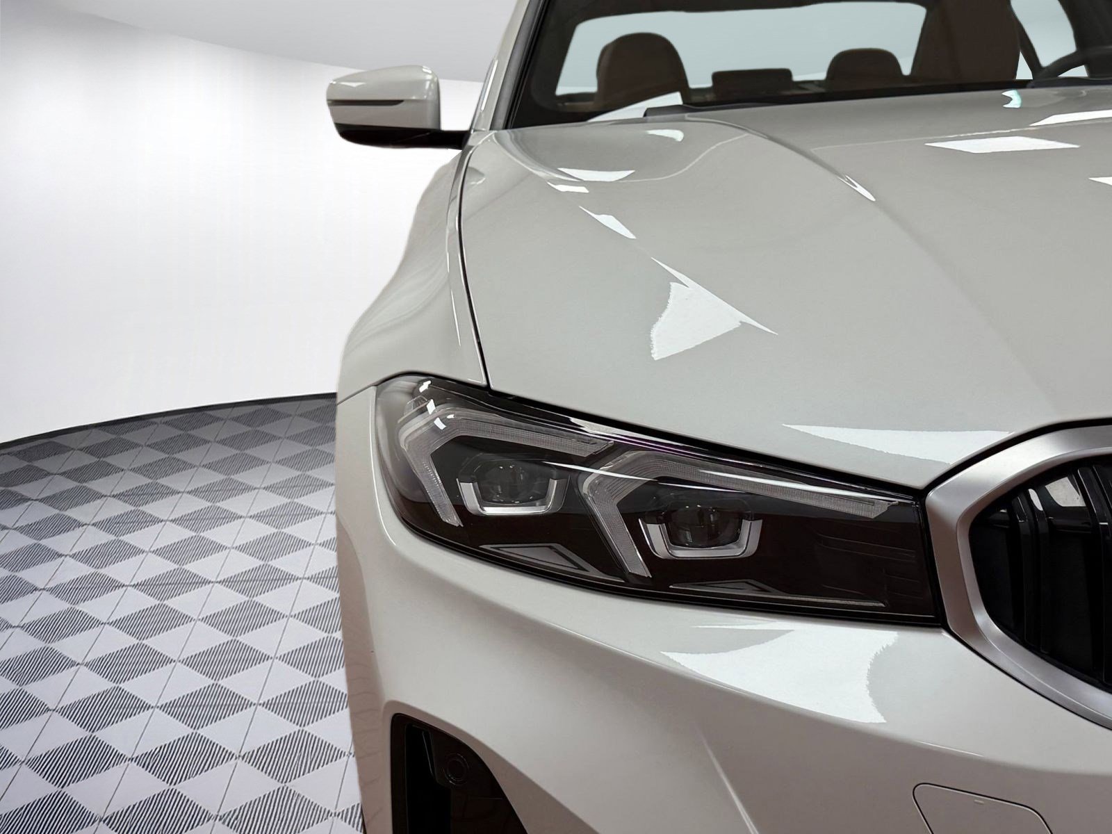 Certified 2023 BMW 330i xDrive Sedan w/ Driving Assistance Package image 10