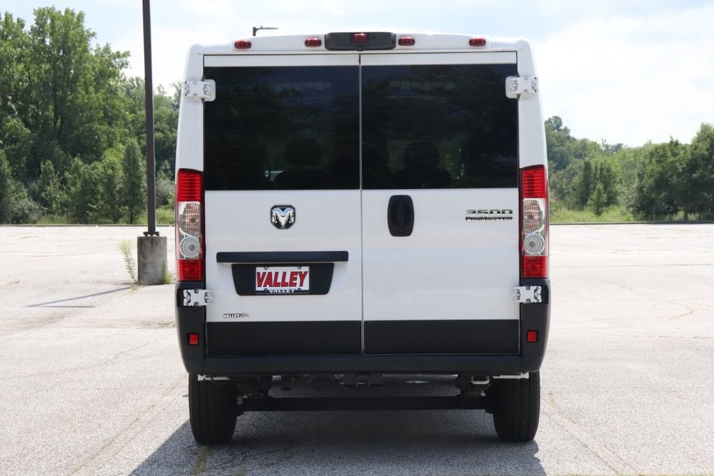 Used 2024 RAM ProMaster 3500 w/ Safety Group FWD image 8