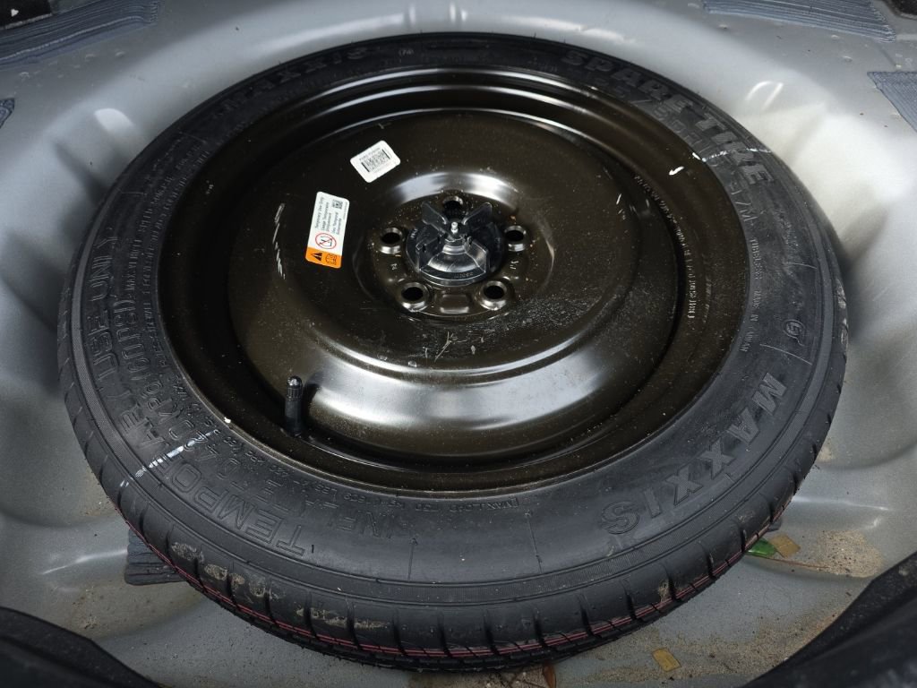 Used 2017 Ford Fusion S image 28