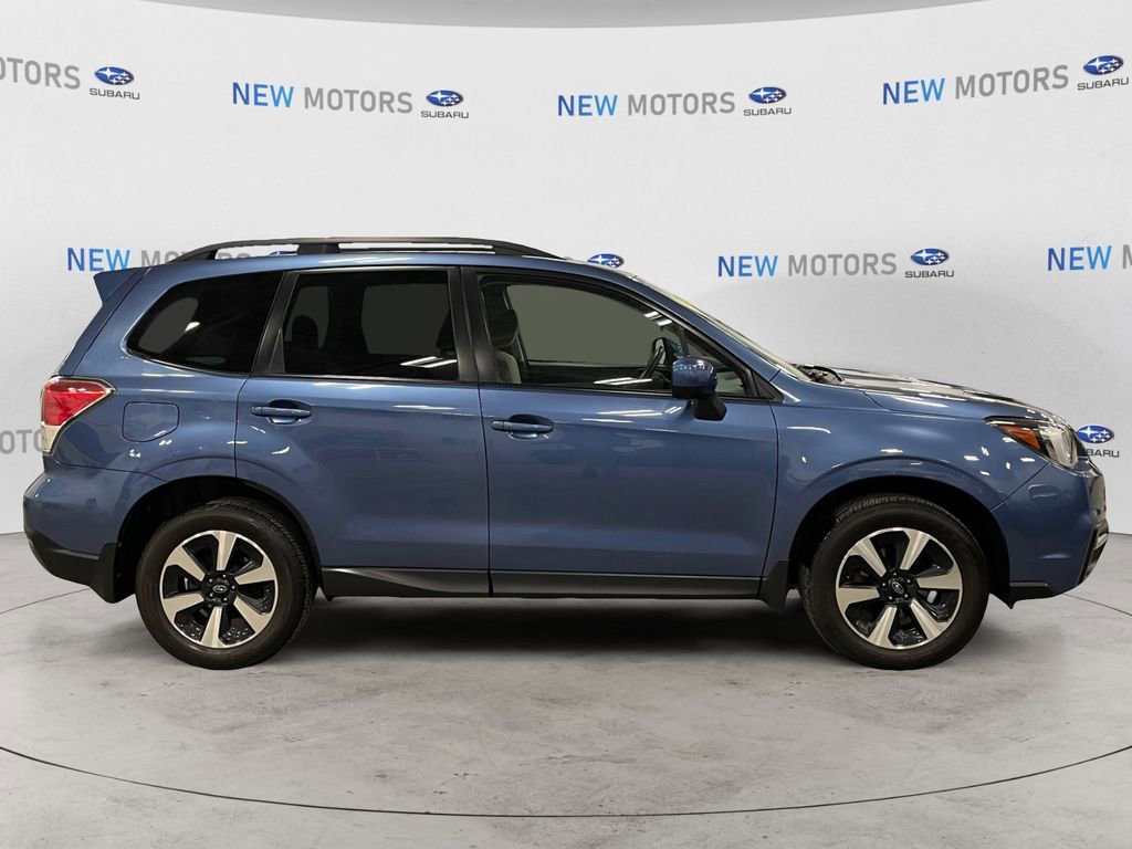 Used 2017 Subaru Forester 2.5i Premium image 6