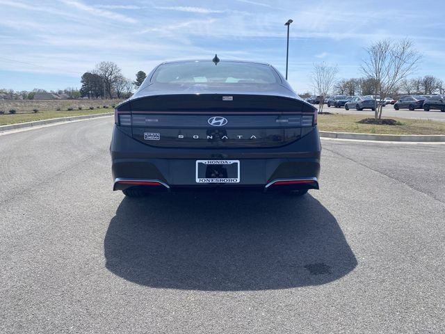 Used 2024 Hyundai Sonata SEL FWD image 4