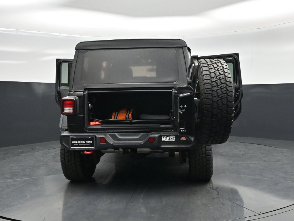 Used 2021 Jeep Wrangler Unlimited Rubicon w/ Xtreme Recon 35" Tire Package AWD/4WD image 33