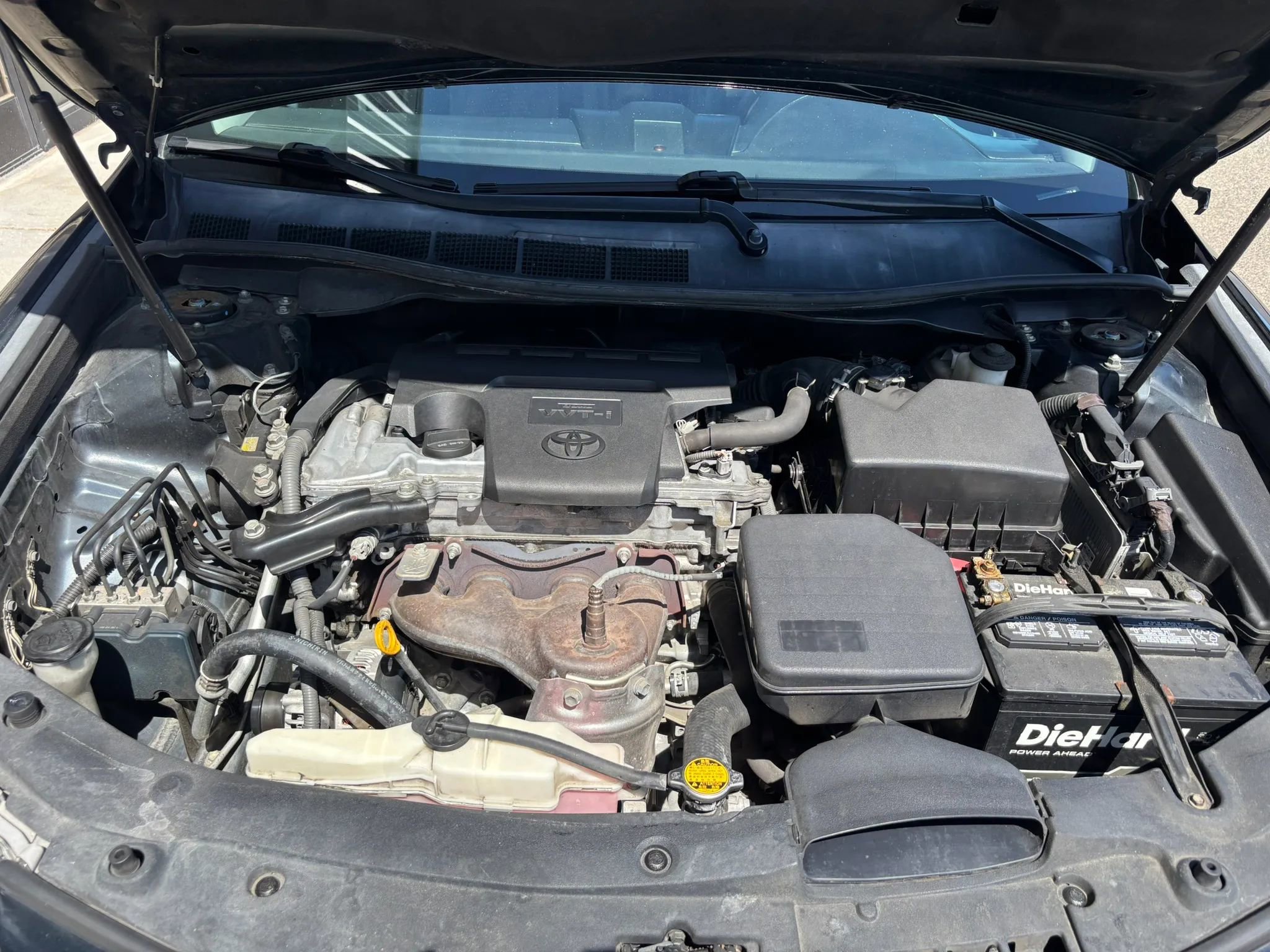 Used 2012 Toyota Camry SE FWD image 20