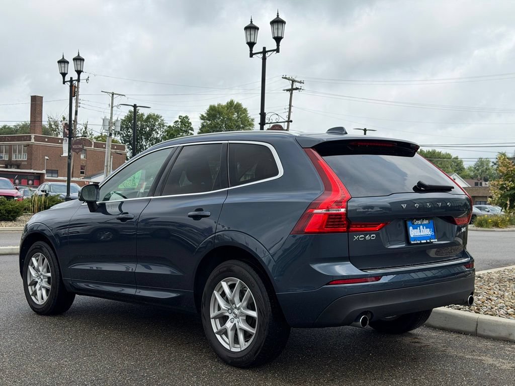 Used 2021 Volvo XC60 T6 Momentum AWD/4WD image 3