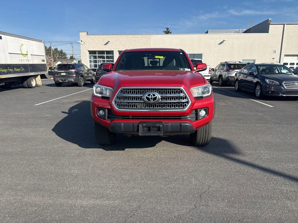 Used 2016 Toyota Tacoma TRD Off-Road w/ Premium & Technology Package image 5