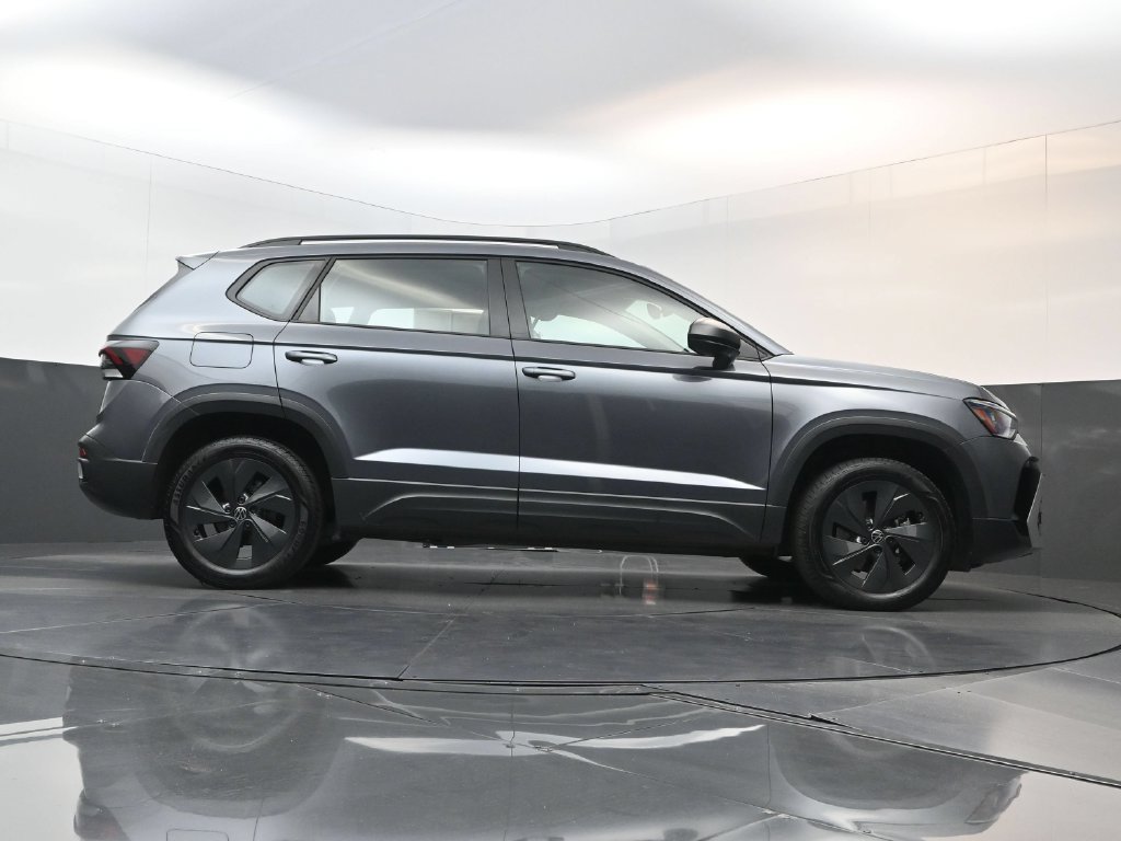 Used 2025 Volkswagen Taos S FWD image 22