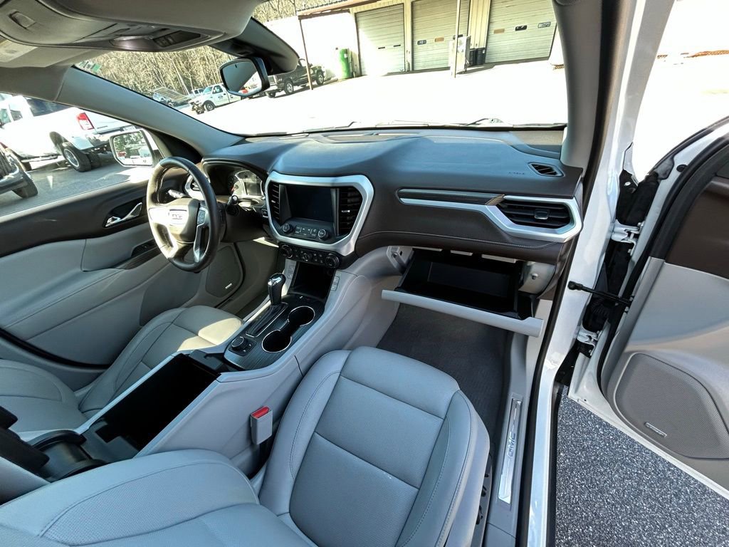 Used 2018 GMC Acadia SLT image 27