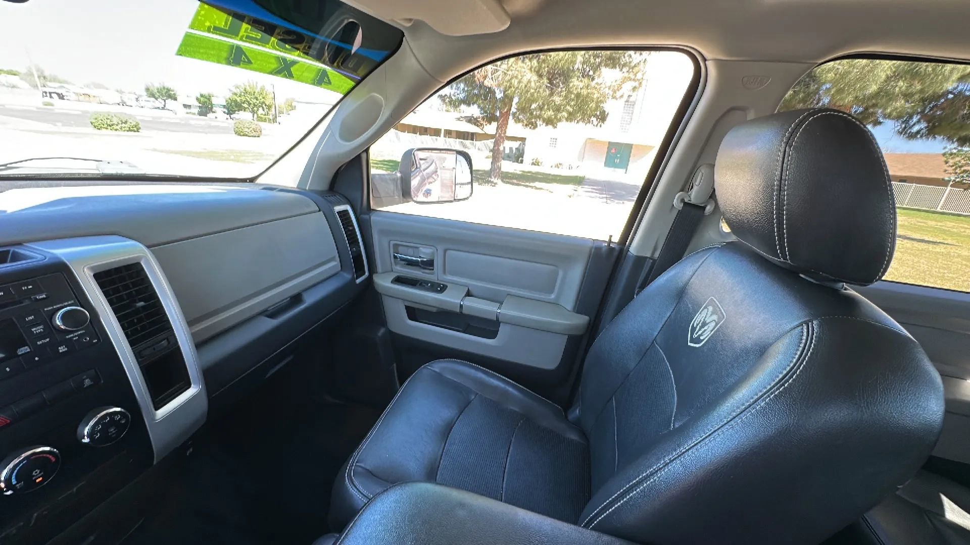 Used 2011 RAM 2500 SLT w/ Protection Group image 16
