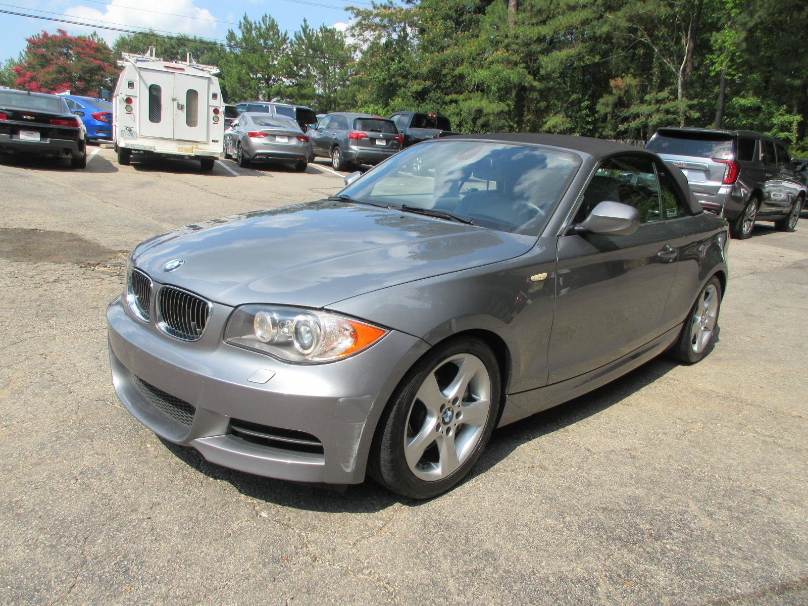 Used 2010 BMW 135i Convertible RWD image 1