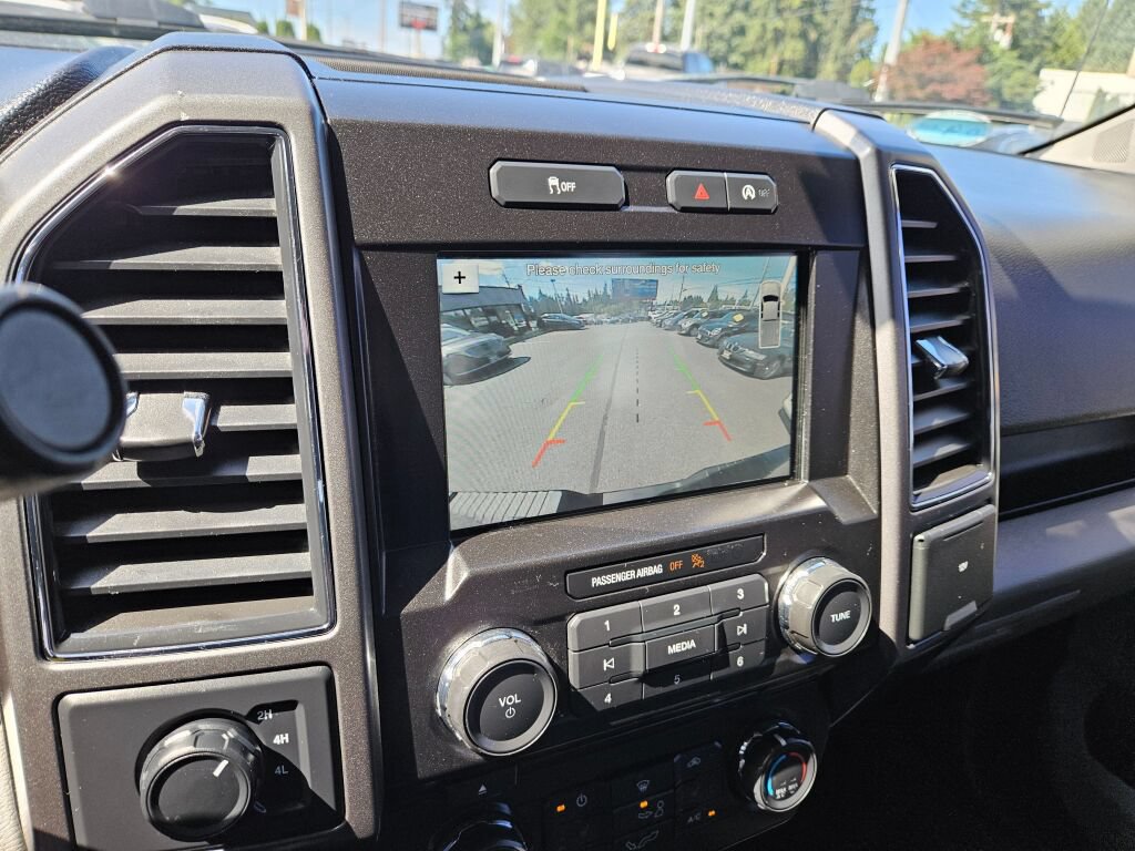 Used 2018 Ford F150 XLT w/ Equipment Group 302A Luxury AWD/4WD image 29